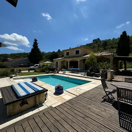Les Bambous Bed & Breakfast